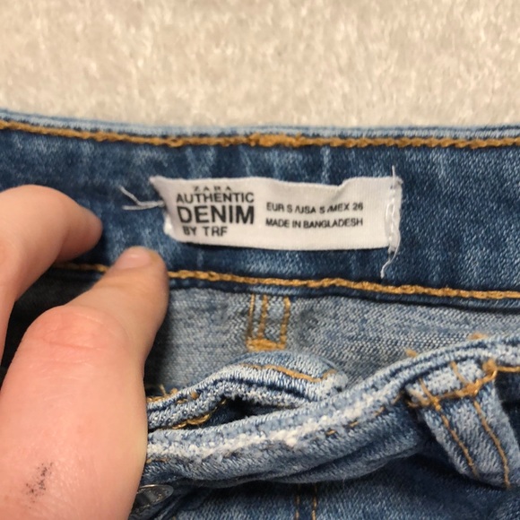 Zara jean miniskirt 🎉 - Picture 2 of 3